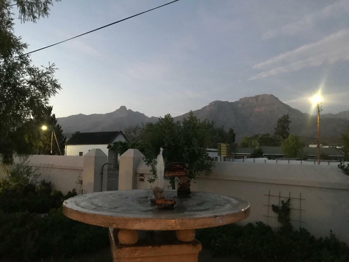 Towerzicht Guest House Ladismith Extérieur photo